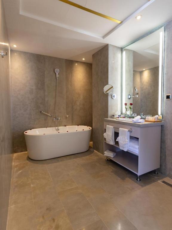 Mandarin Palace Hotel & Spa 丹吉尔 外观 照片