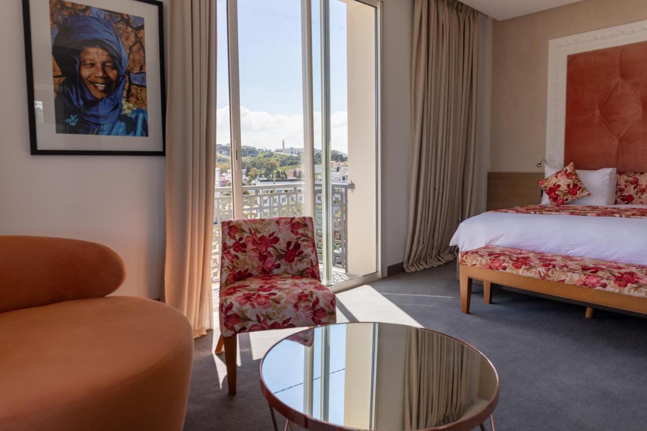 Mandarin Palace Hotel & Spa 丹吉尔 外观 照片 A room at the hotel