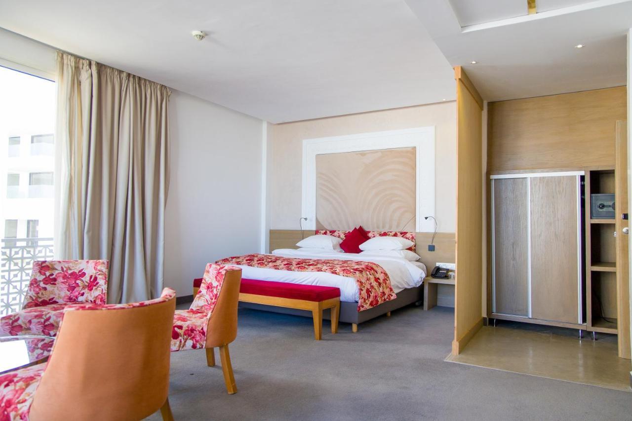Mandarin Palace Hotel & Spa 丹吉尔 外观 照片 A room at the hotel