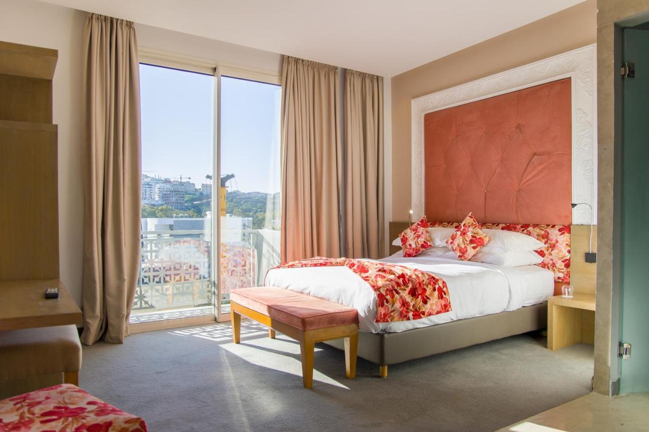 Mandarin Palace Hotel & Spa 丹吉尔 外观 照片 A bedroom at the hotel